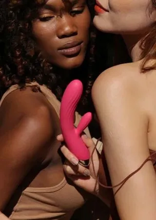 SVAKOM Angel – Podgrzewany wibrator króliczek z 2 silnikami