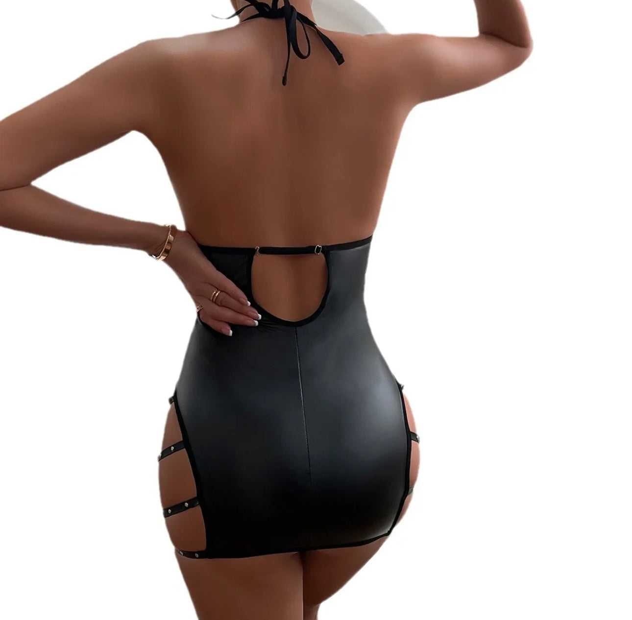 SKÓRZANA sukienka z wycięciami